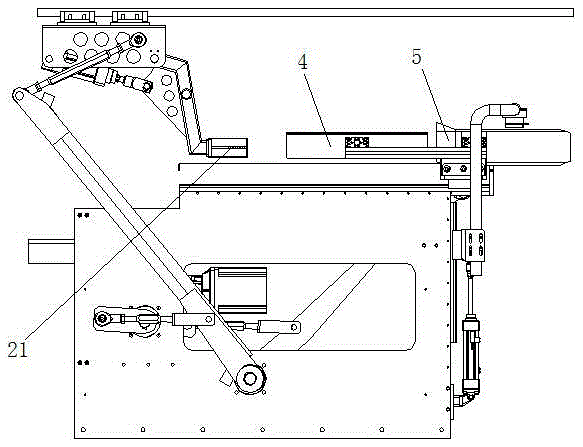 Material holding and conveying device of prefabricated bag packaging machine