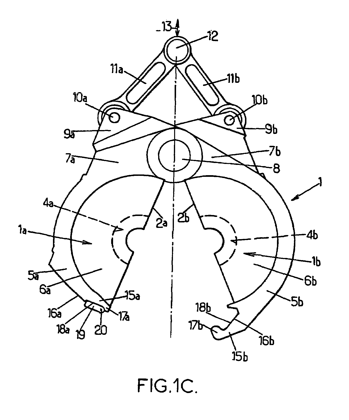 Molding device for producing thermoplastic containers