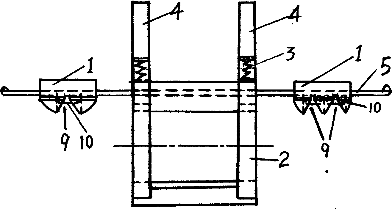 Traversing compact spinning apparatus