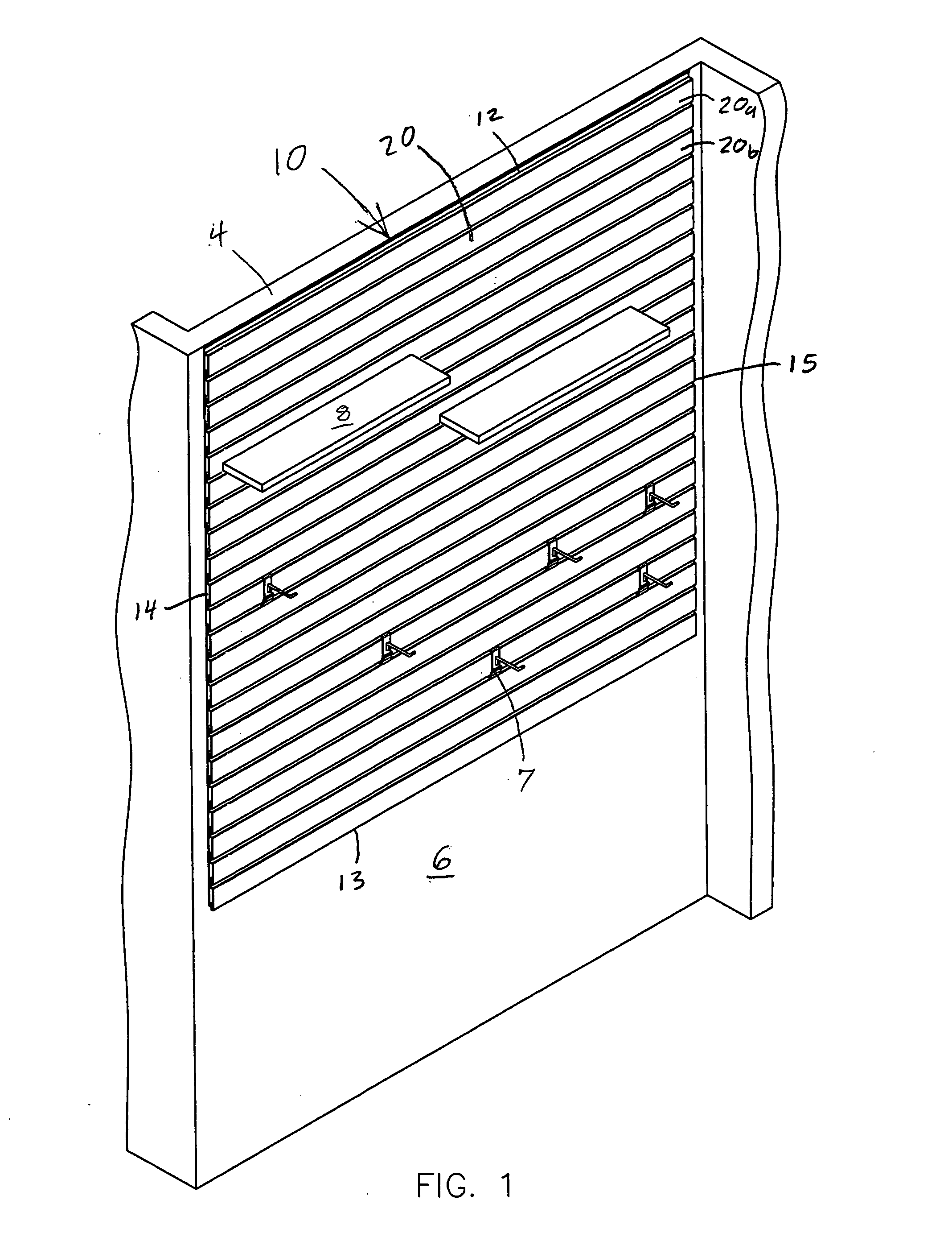 Slatwall extrusion and assembly