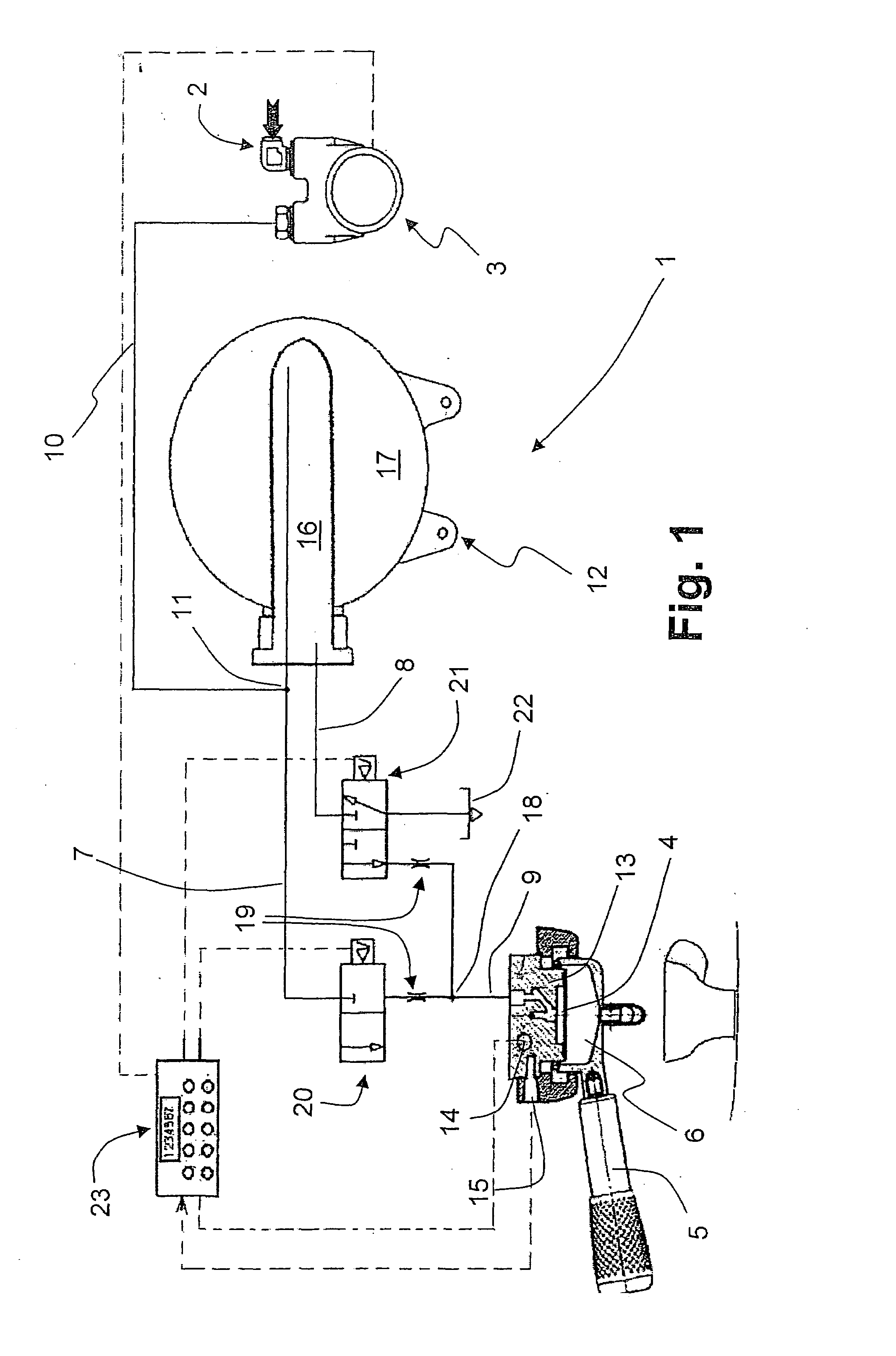 Coffee machine having a dispenser with independent heating