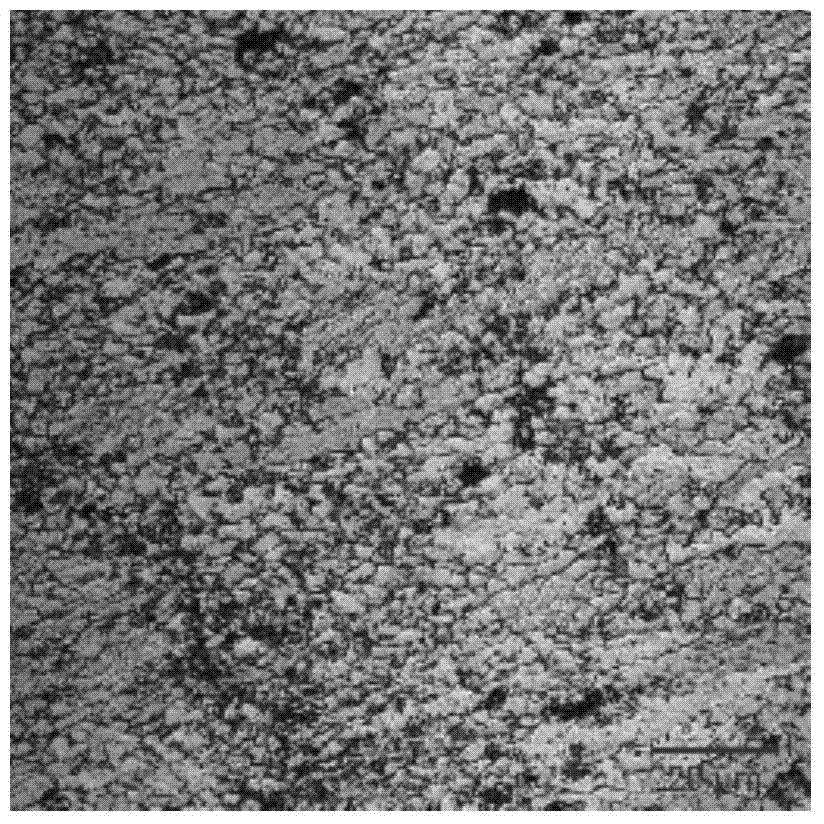 Method for producing ultra-fine grains on surface layer of thick/ultra-thick low-alloy steel plate