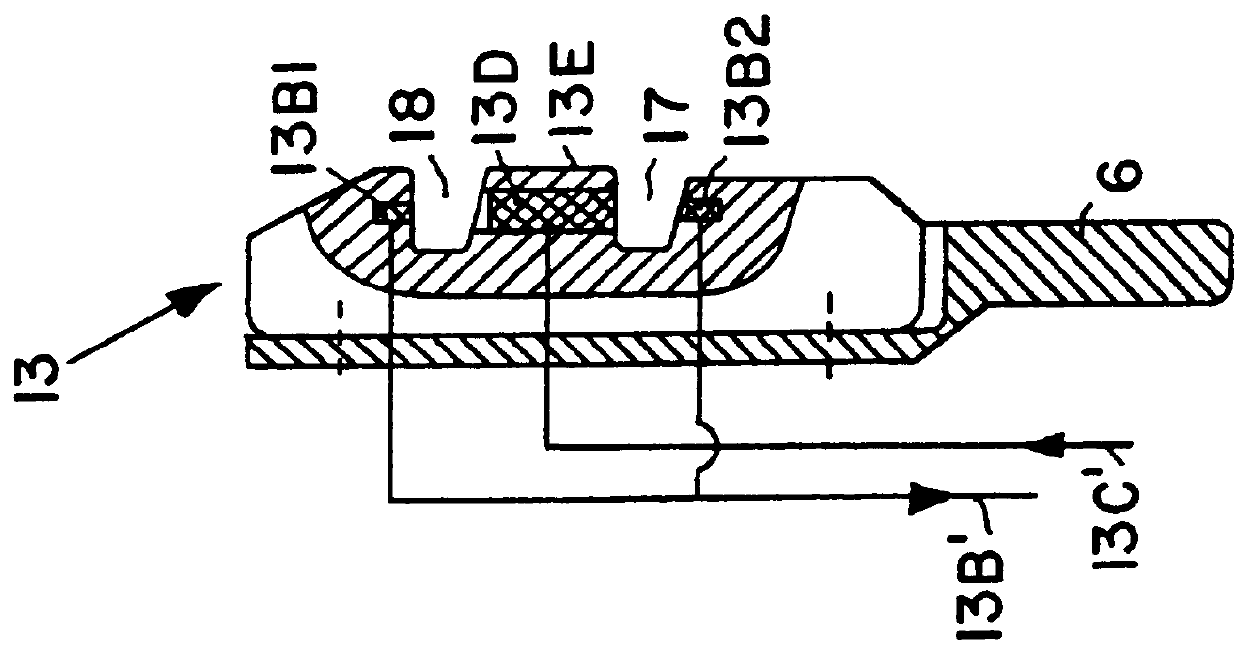 Weft stretching and detecting apparatus for a jet weaving loom