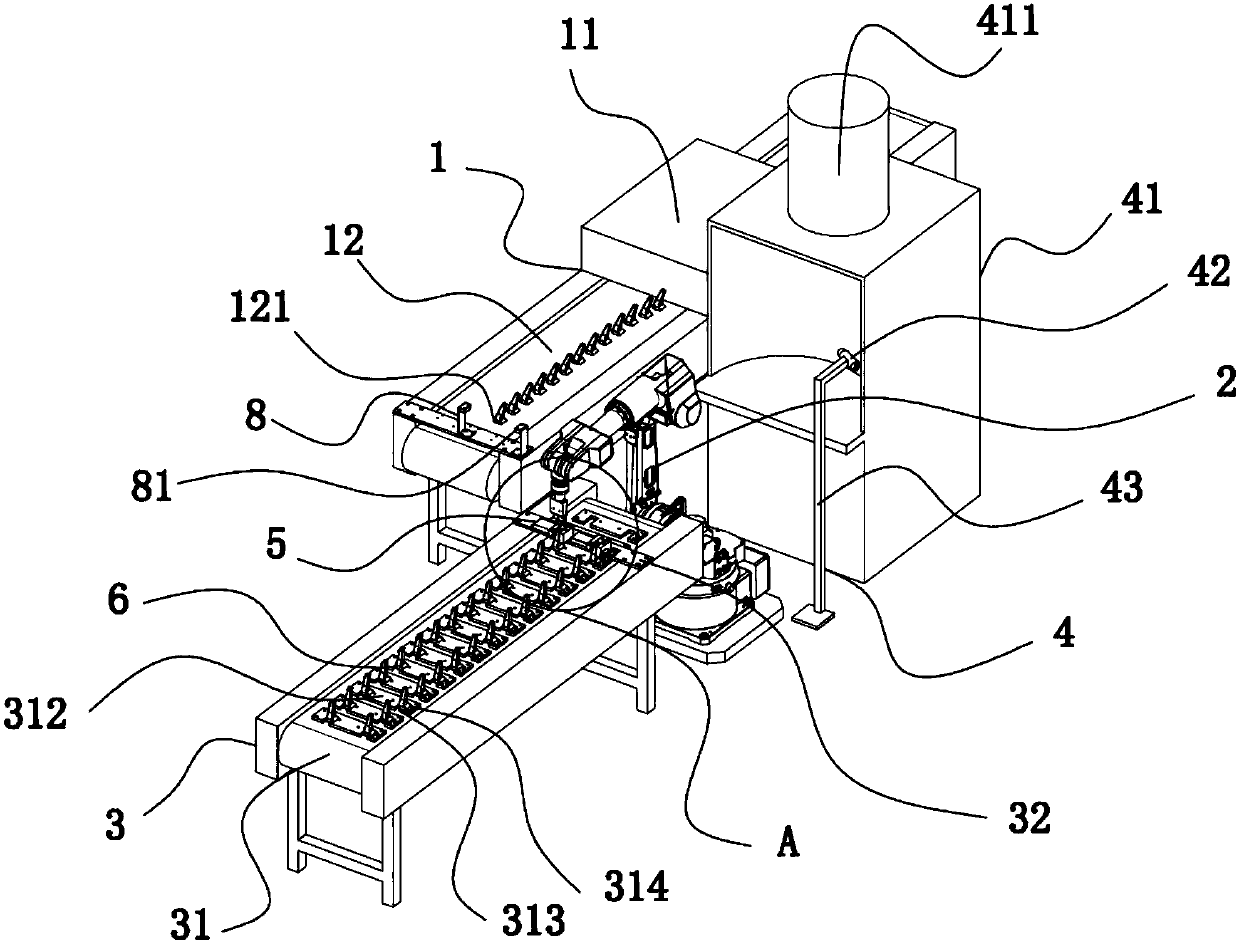 Automatic production equipment for paint spraying of heels of high-heeled shoes and production method