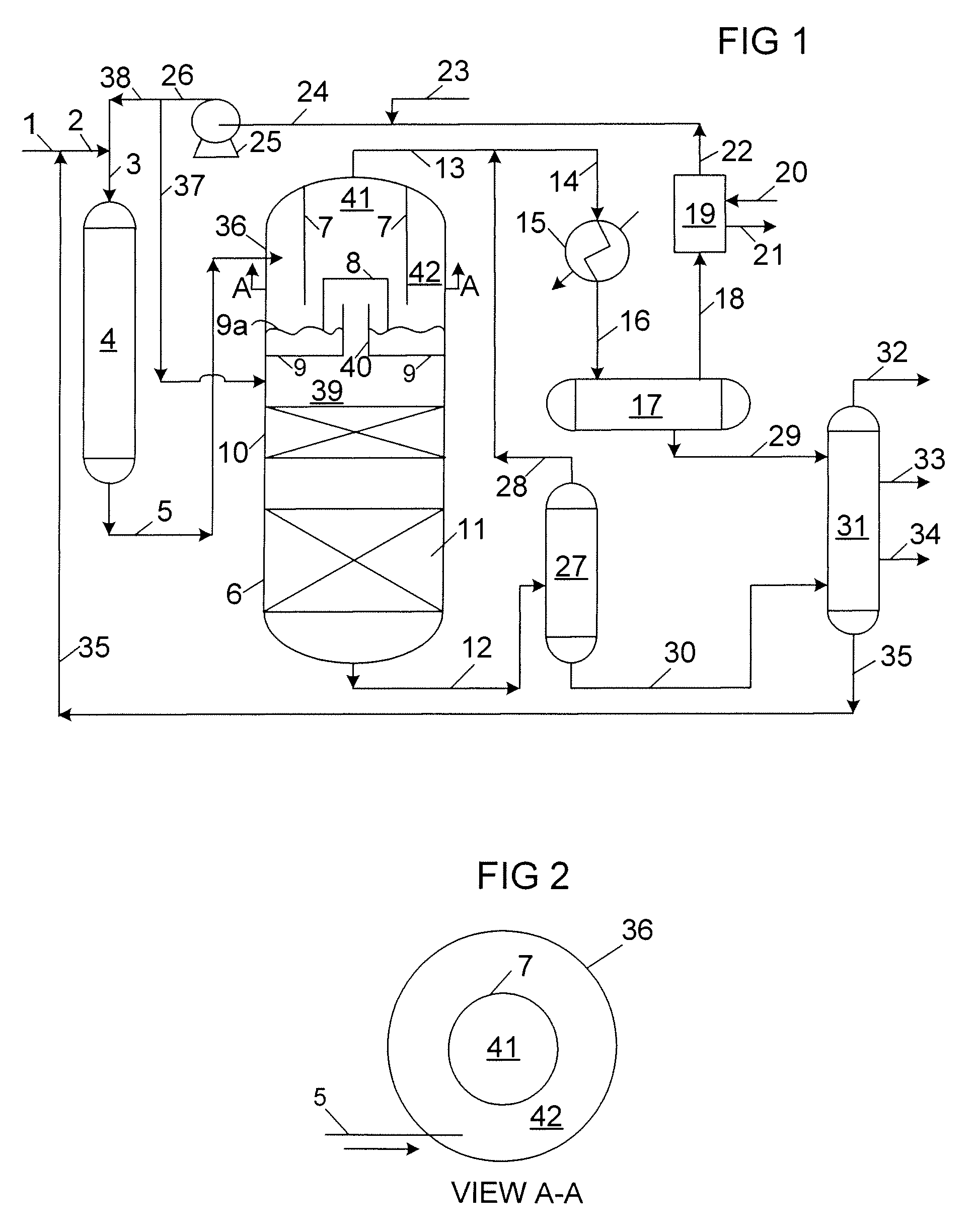 Apparatus for hydrocracking a hydrocarbon feedstock