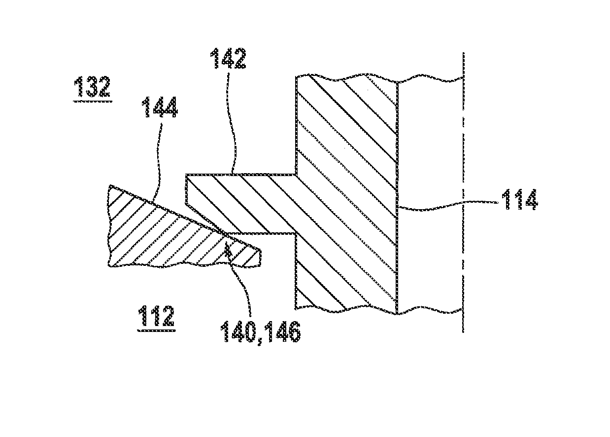 Special seal geometry for exhaust gas sensors for producing high leak tightness with respect to the measurement chamber