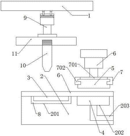 Hot stamping mold capable of efficiently heating product