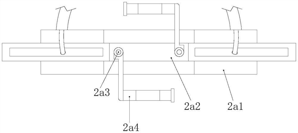 A dyeing device for flax textile processing