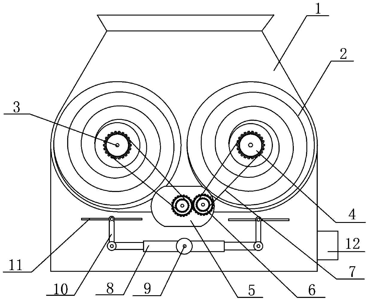 Novel electric feed mixing blender