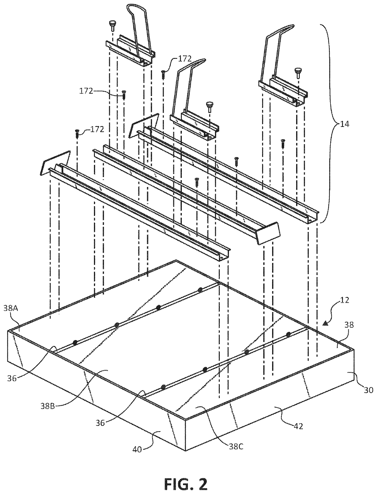 Cycle display fixture with cycle retention assembly