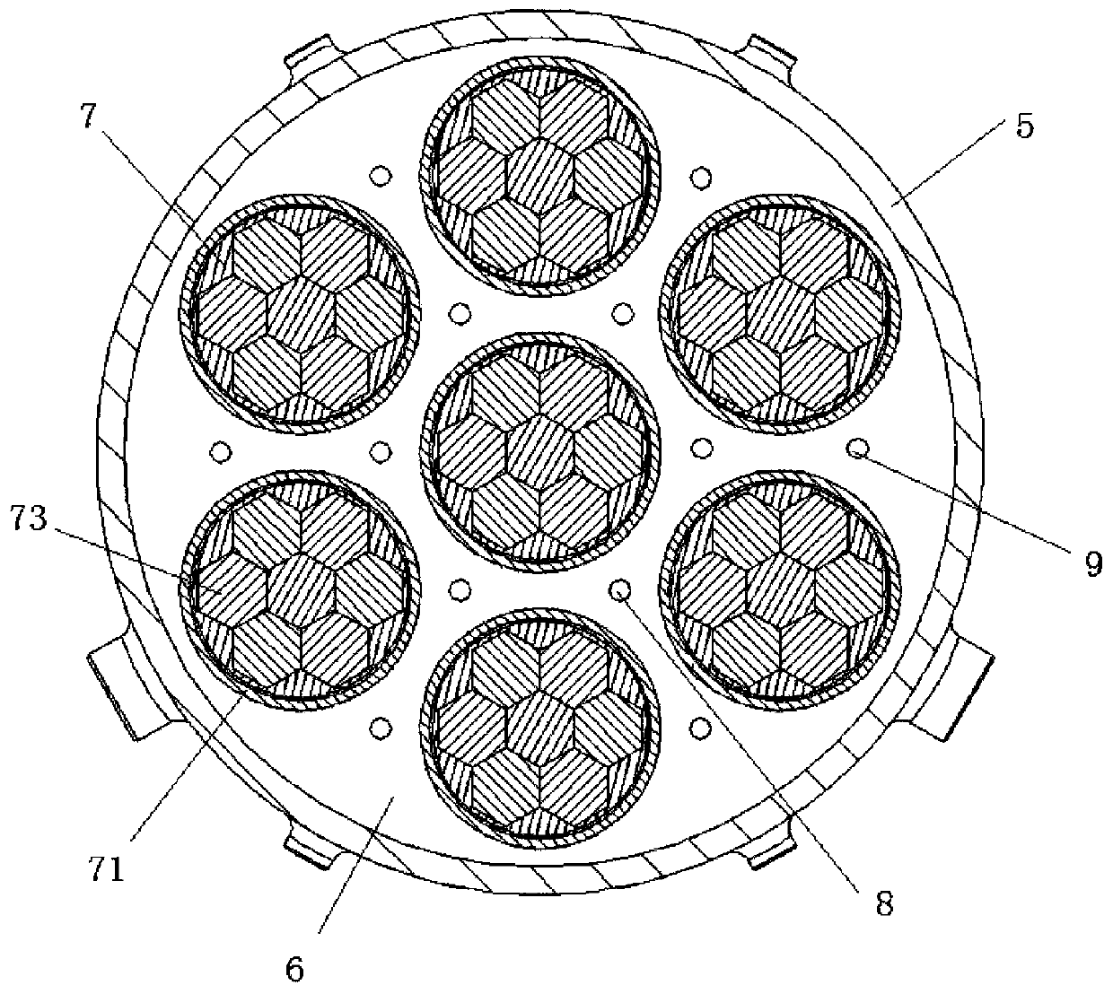 A pulse nuclear reactor suitable for magnetic fluid generator and its control method