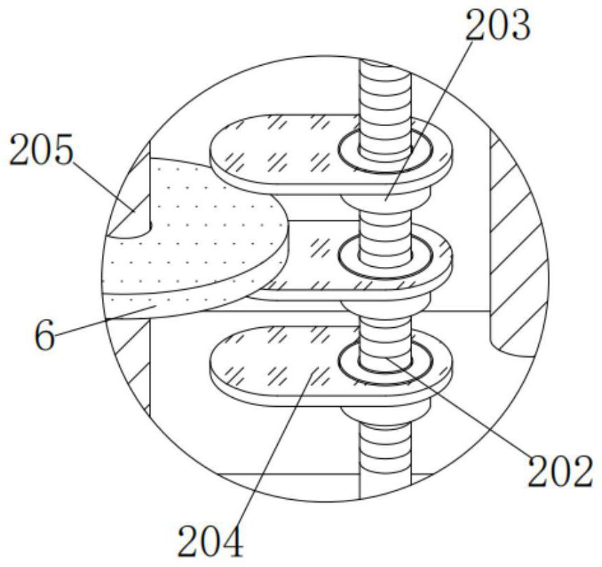 Sports physical training device with adjustable training intensity and high safety