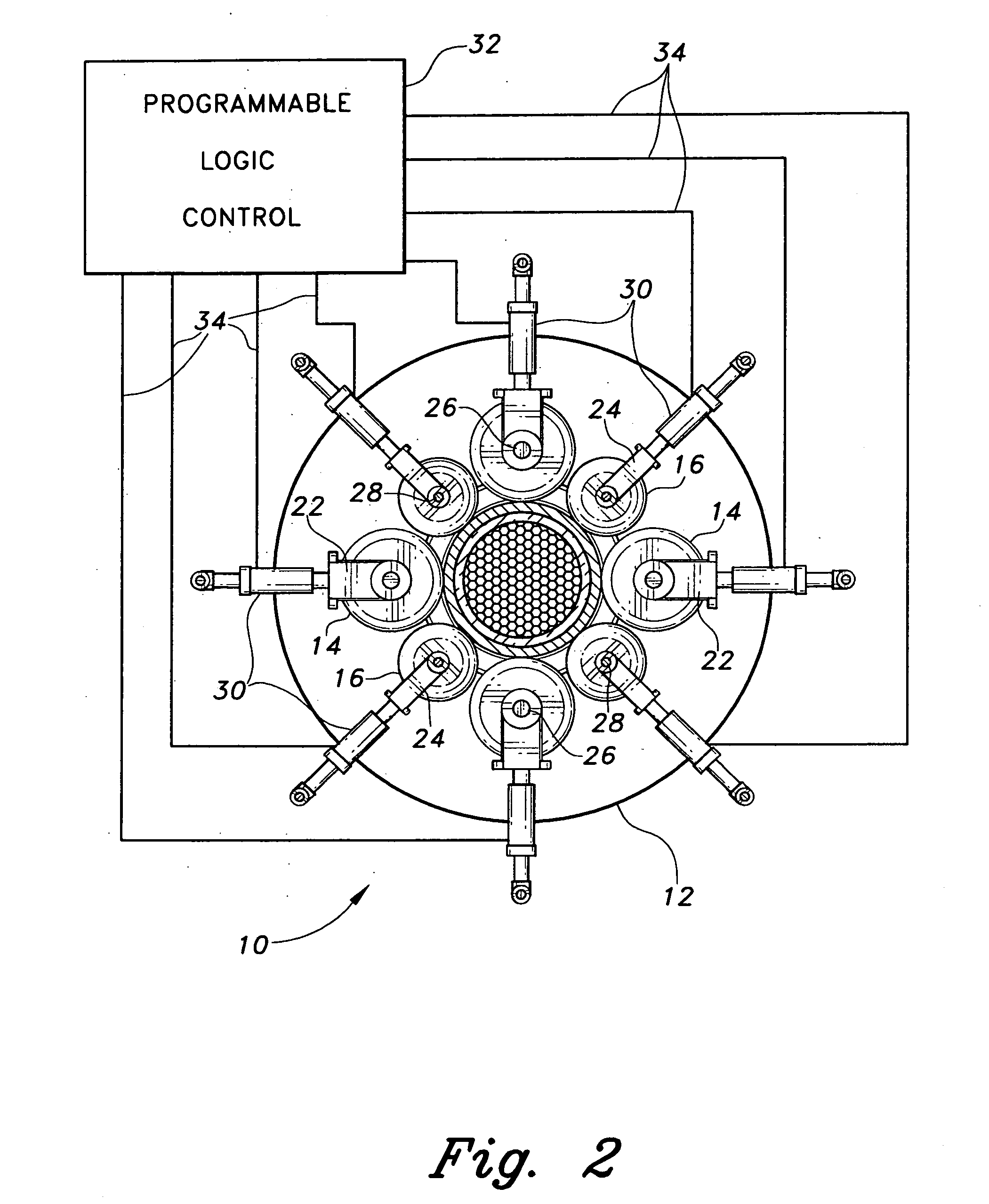 Metal spin forming head