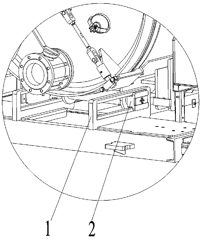 Vehicle-mounted movable tilting sealing tank device