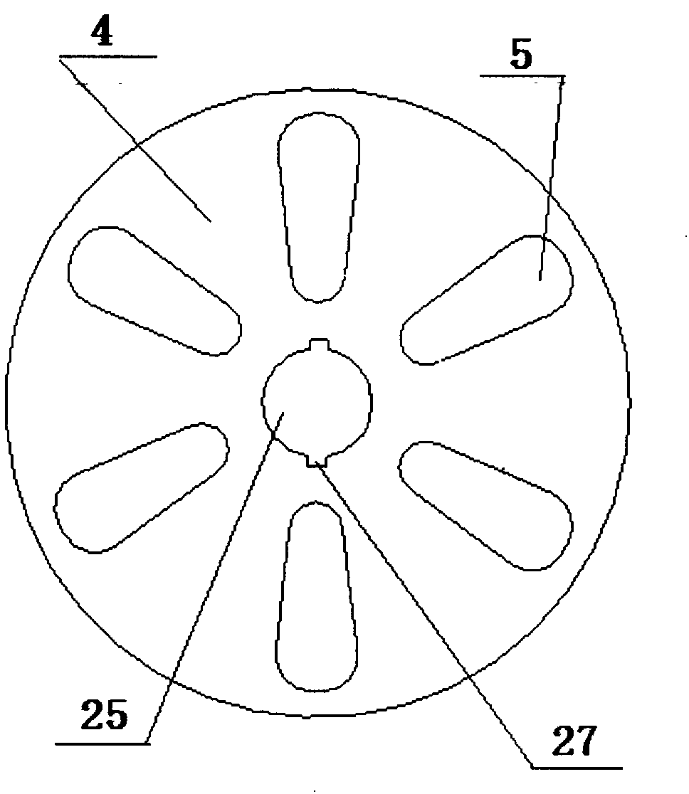 Hydraulic driven built-in rotation scraping type pipeline cleaning device