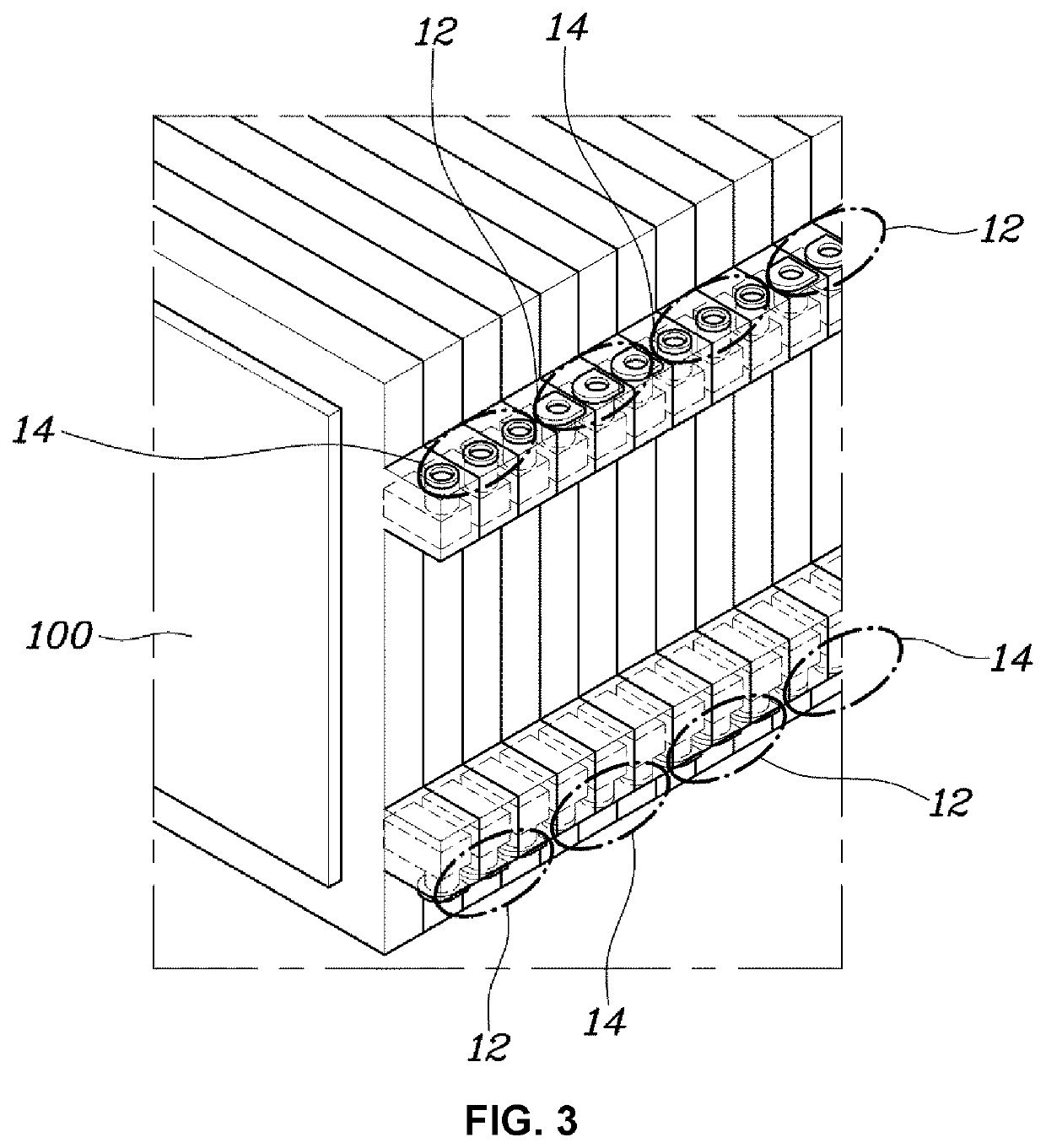 Battery pack structure with support plates