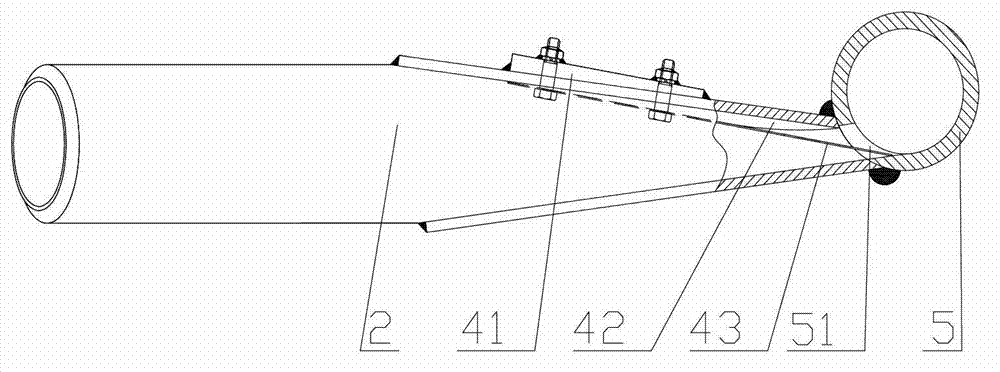 Turbulence separation device for multi-phase fluid