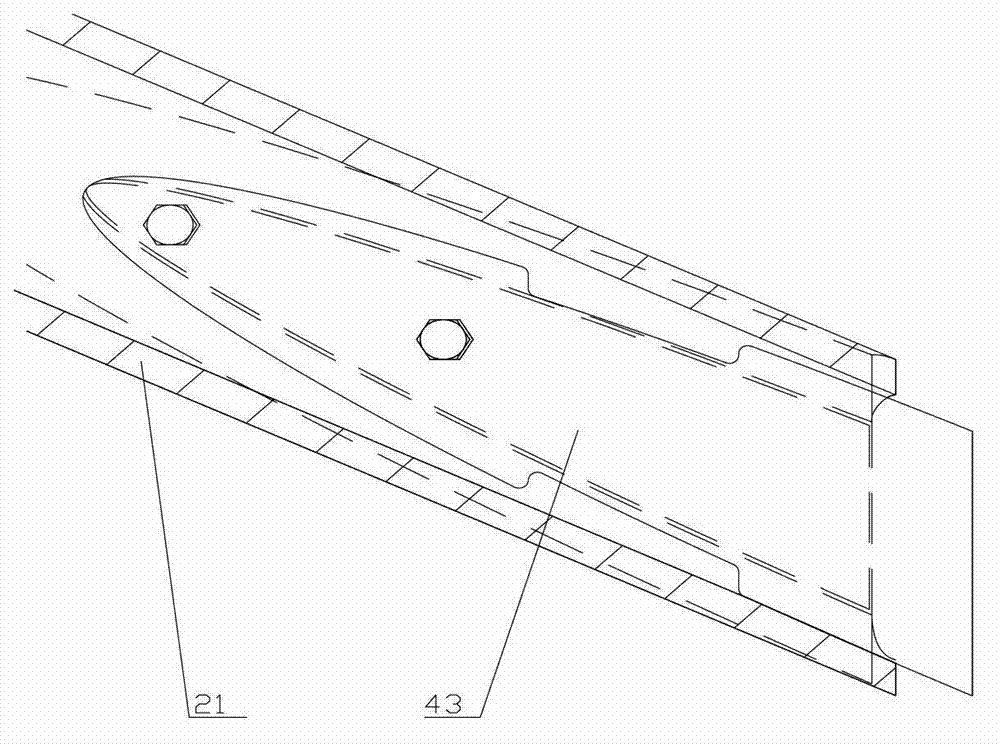 Turbulence separation device for multi-phase fluid