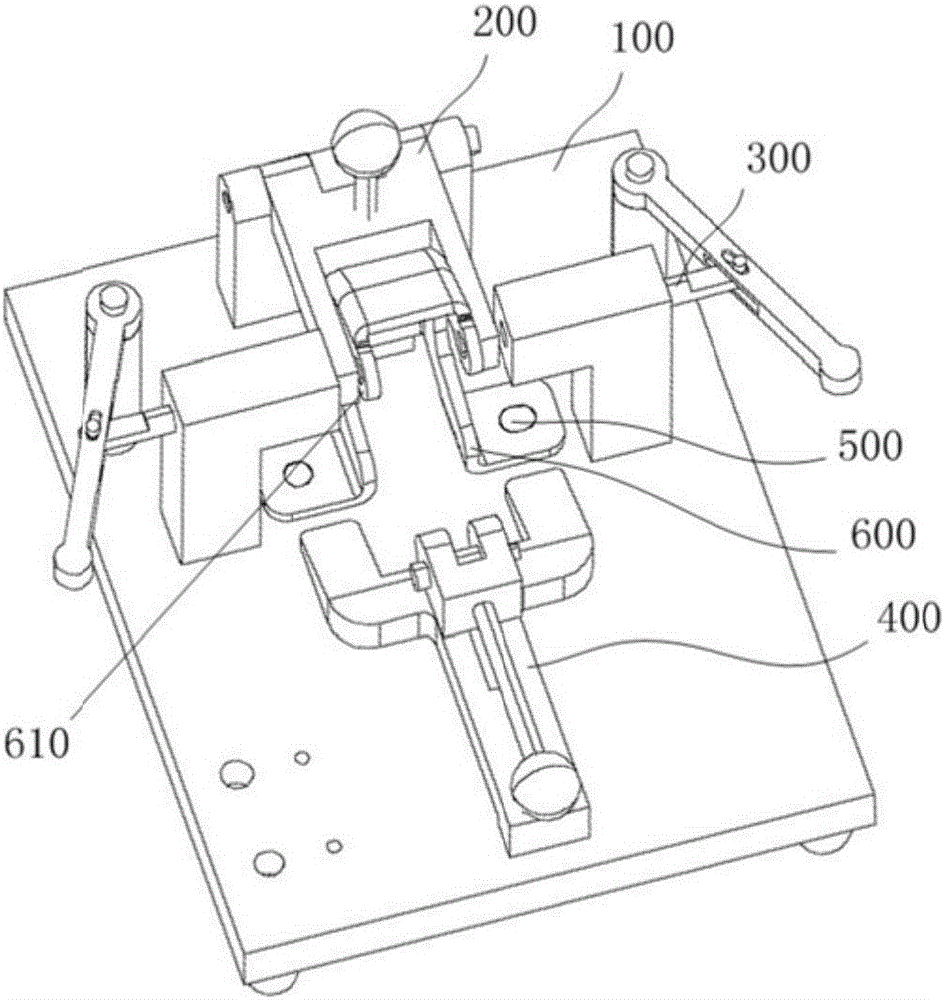 Vehicle door hinge support detection tool