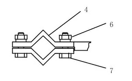 Annular parallel gap lightning protection device for overhead circuit insulator string