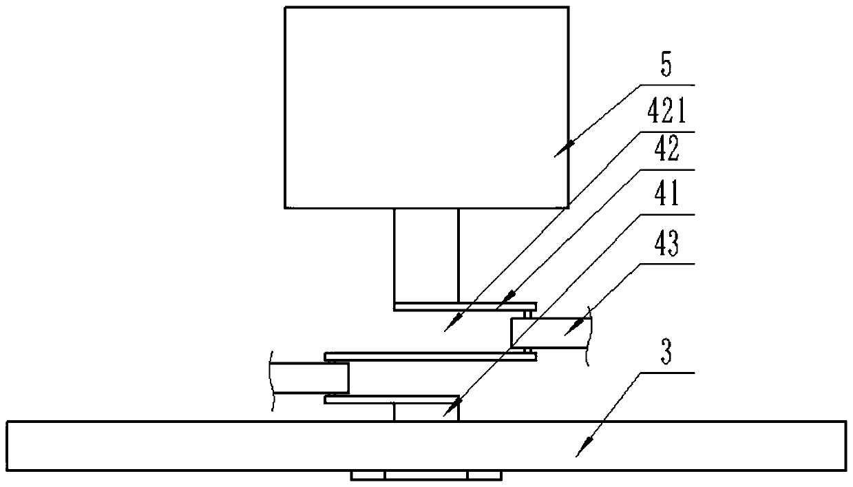 A multifunctional obstacle-climbing wheelchair and an obstacle-climbing method