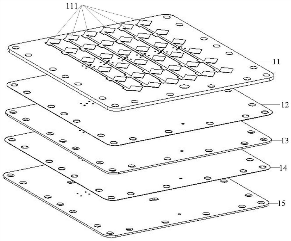 Broadband large-inclination-angle low-sidelobe microstrip array antenna