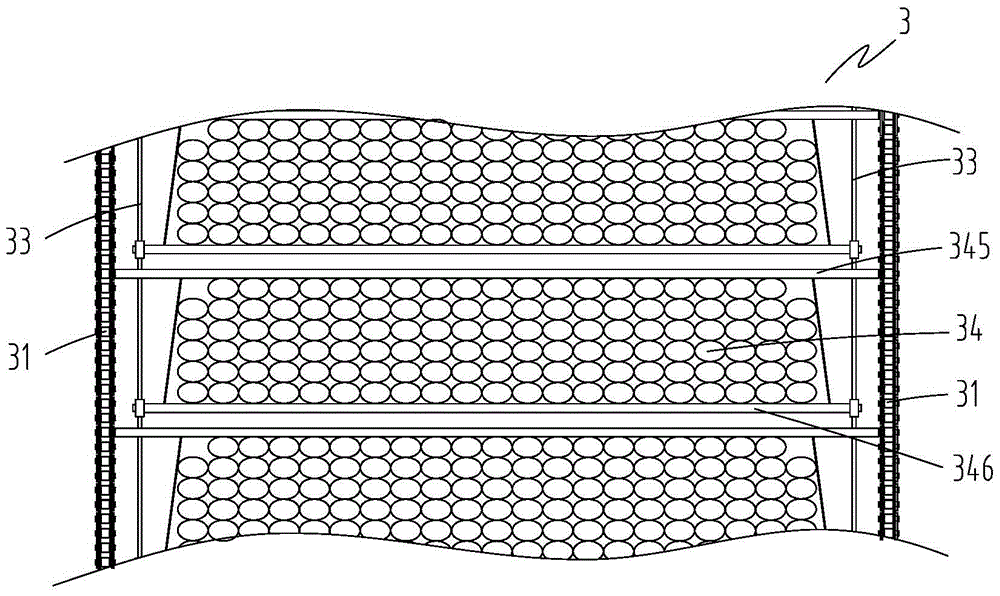 Continuous centering preheating and egg cooking all-in-one machine