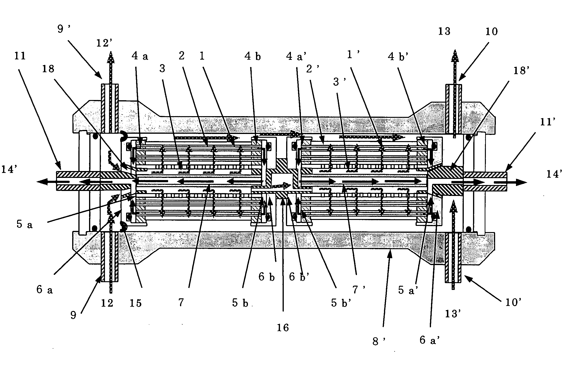 Hollow fiber membrane module and module arrangement group thereof