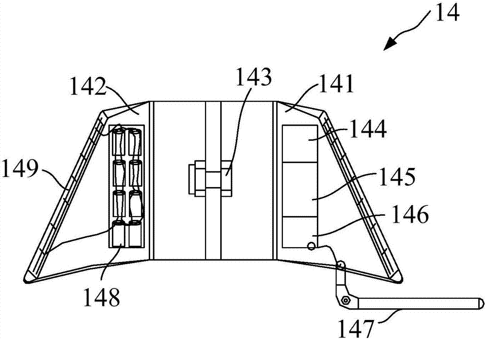 Leakage detection device and insulator leakage detection device, system and method