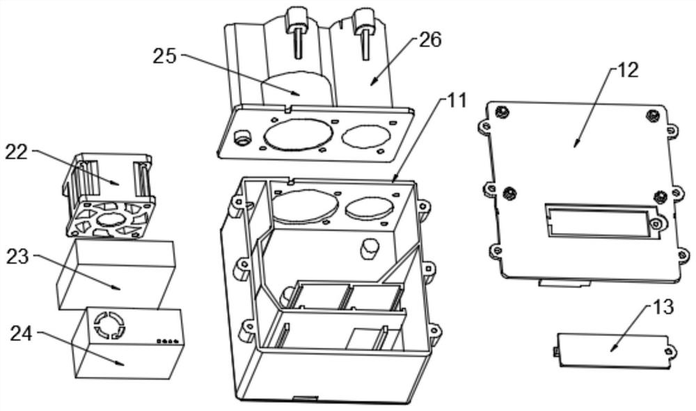 Air-breathing smoke-sensing fire detection device and method