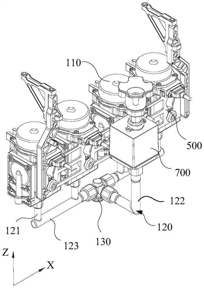 Pump assembly, spraying system, mobile device and spraying method