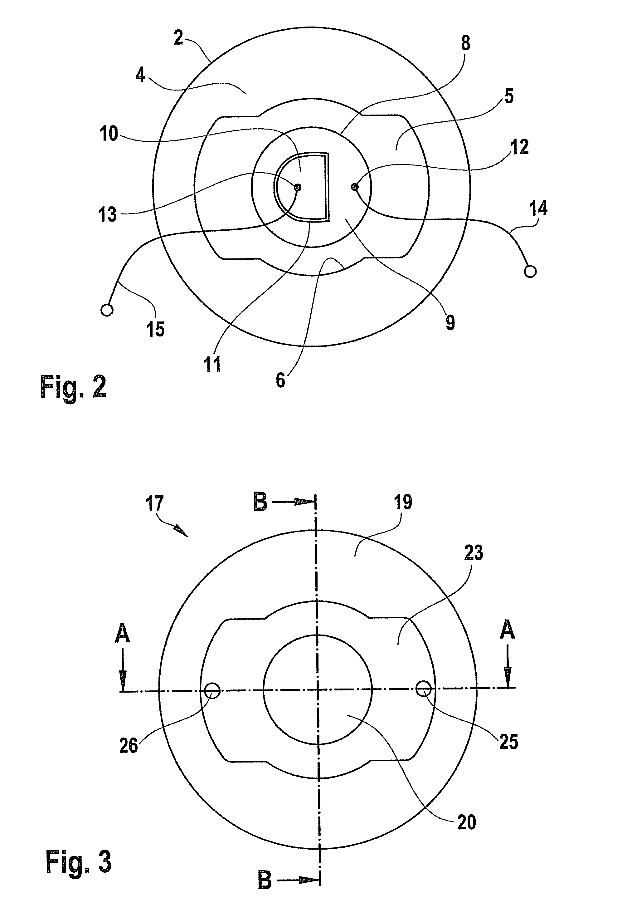 Ultrasonic sensor having a cover including a damping element