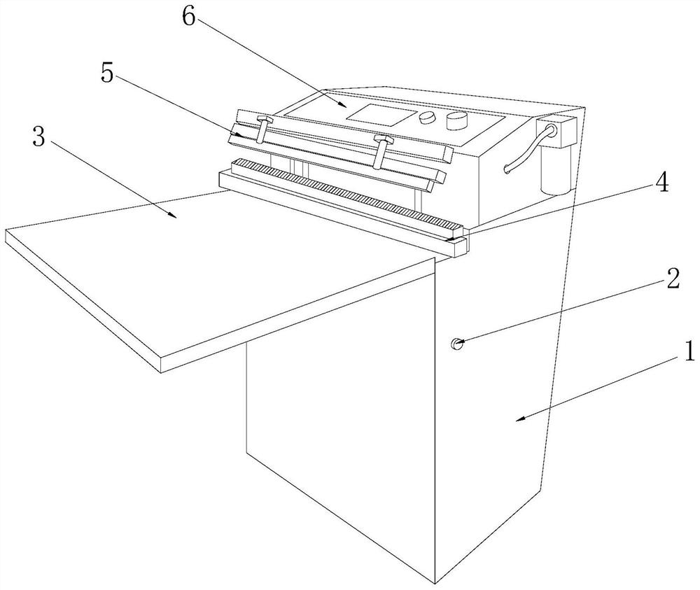 Packaging equipment for food production that prevents cracking caused by overheating packaging