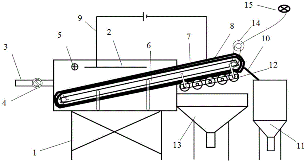 Rapid dehydration device for mud with high water content