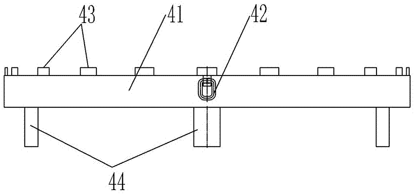 Centrifugal sand making machine