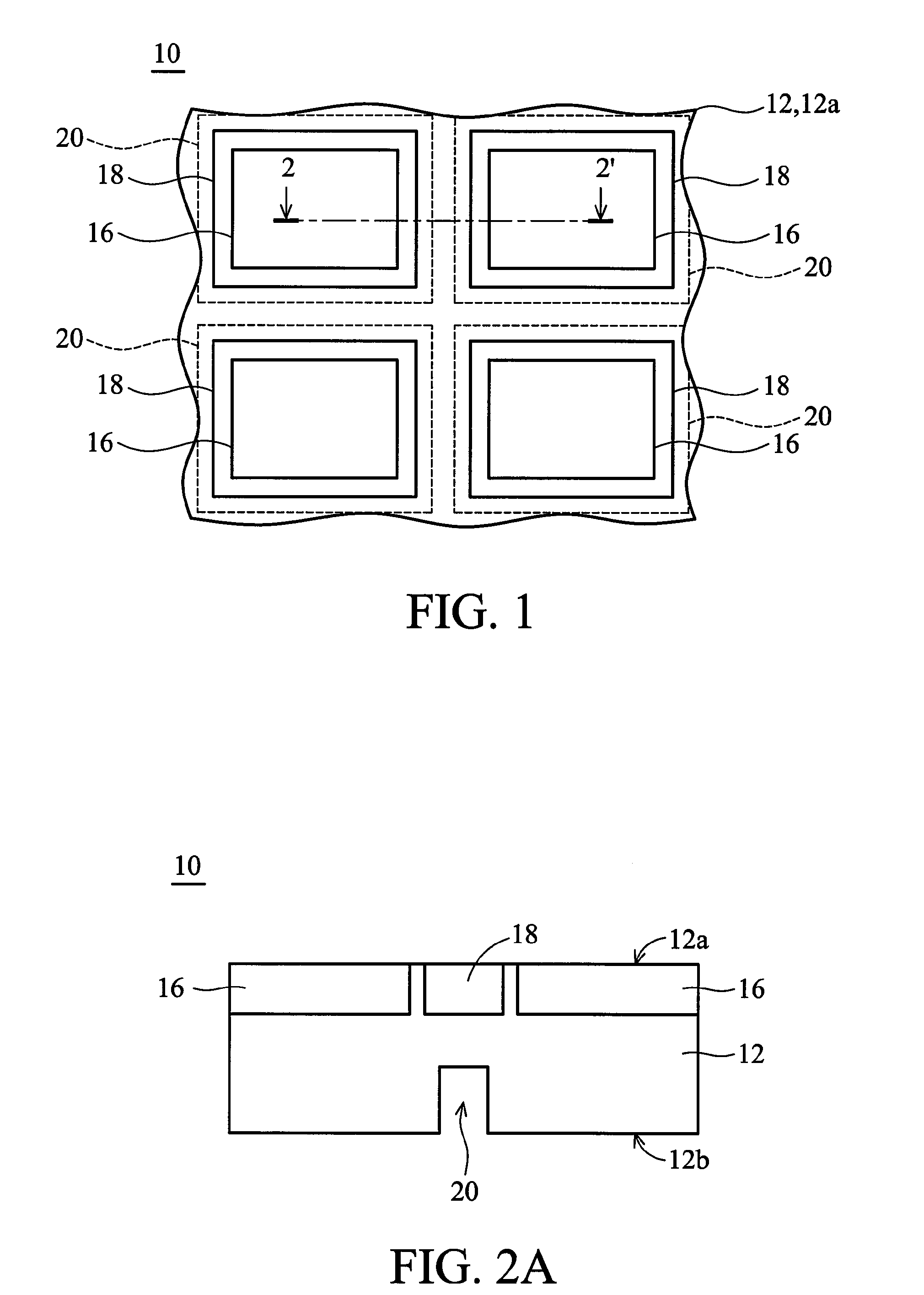 Semiconductor wafer with assisting dicing structure and dicing method thereof