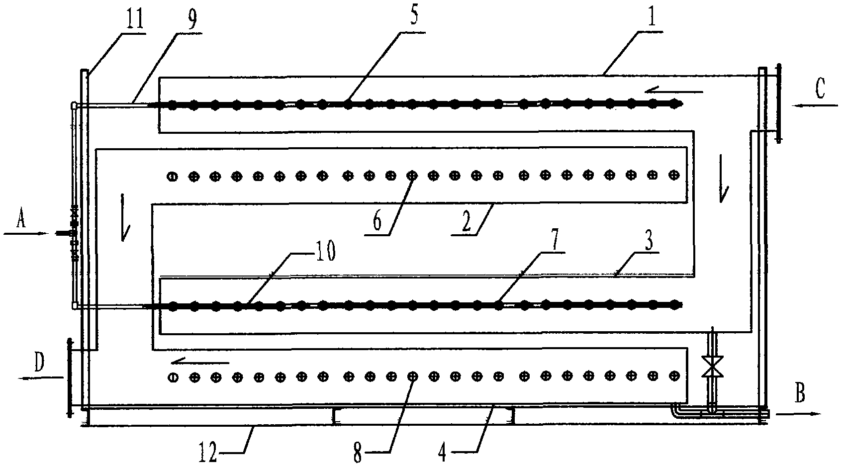 Device for treating organic smelly waste gas by utilizing coupled dielectric barrier discharge plasma