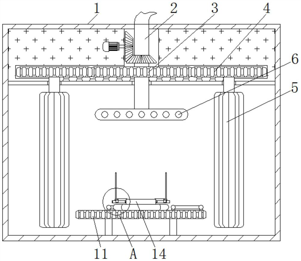 Yarn dyeing device uniform in dyeing and capable of controlling dye discharge