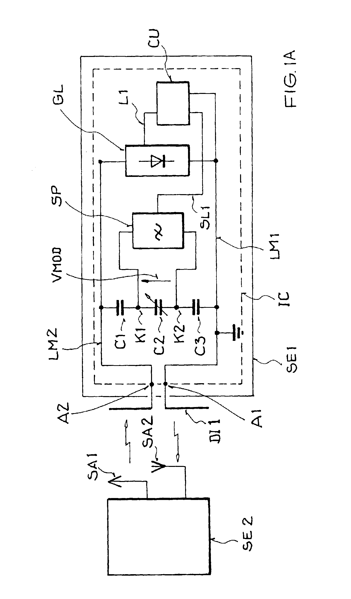 Integrated receiving/backscattering arrangement for contactless data transmission