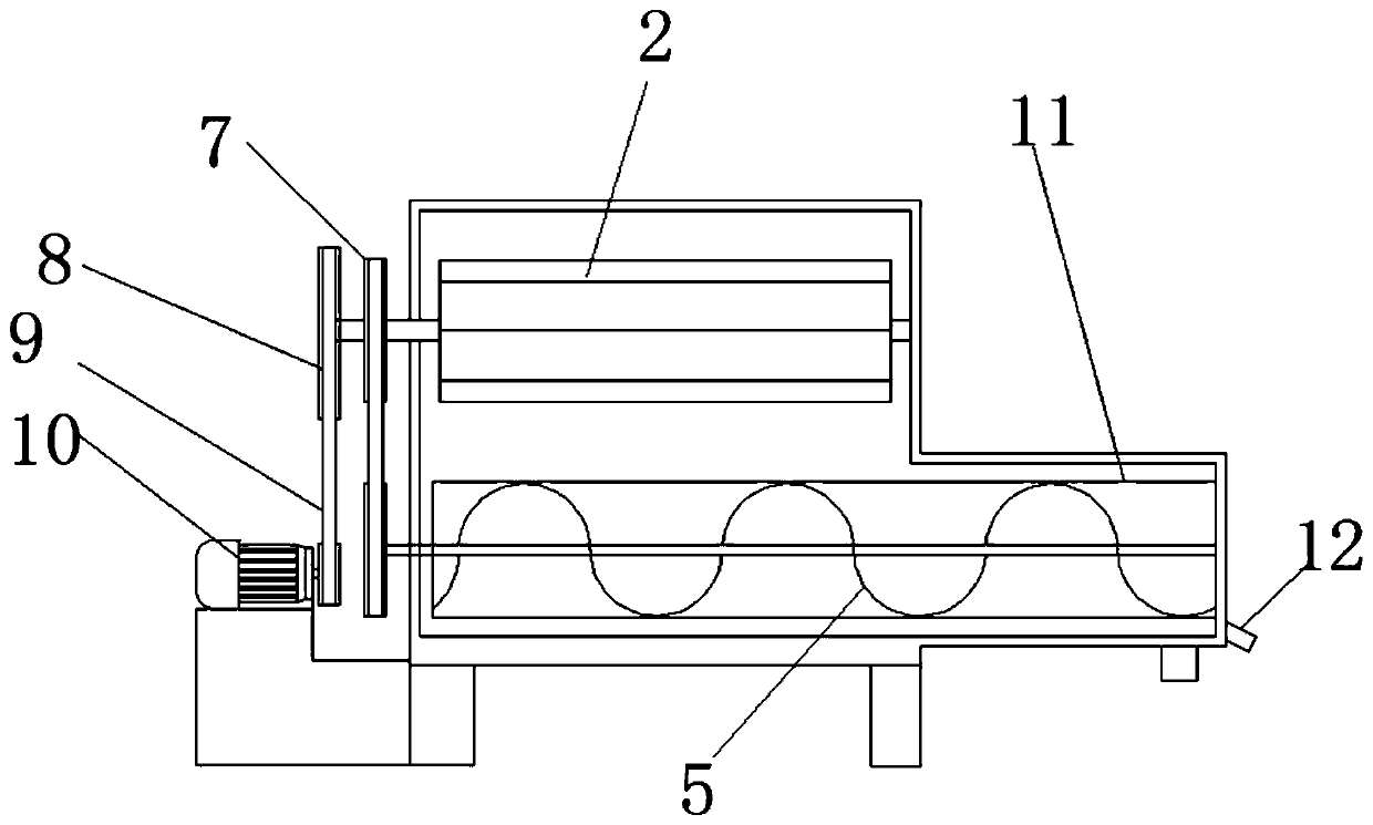 Double-gear type lobed kudzuvine root processing machine