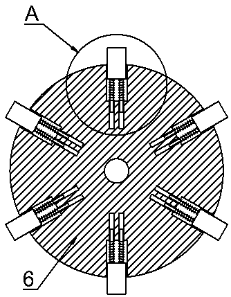 Impact crusher with hydraulic adjusting mechanism