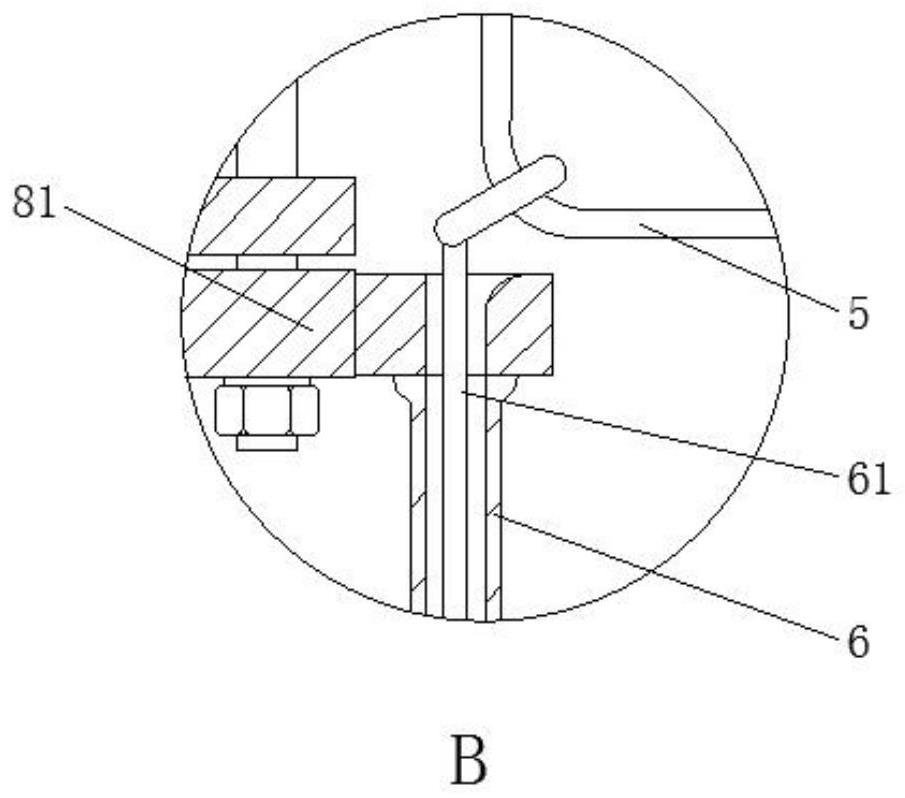 Segmented combined type concrete telegraph pole and pipe manufacturing forming mechanism thereof