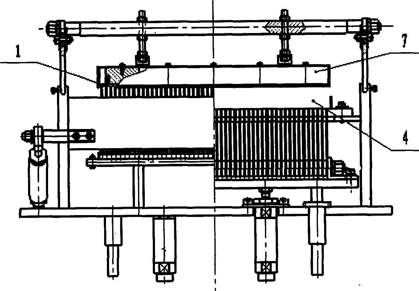 Novel device for feeding syringe on disposable injection needle