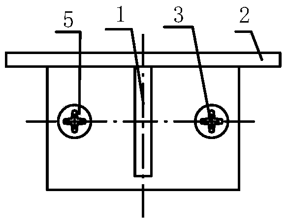 A multi-span support device for vortex-induced vibration test of multi-span submarine pipelines