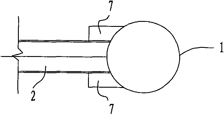 Bearing reaction restraining fixed structure of height crane gantry