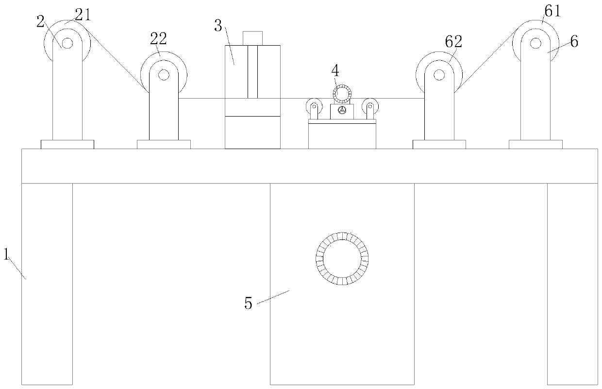 Cloth trimming and recycling device