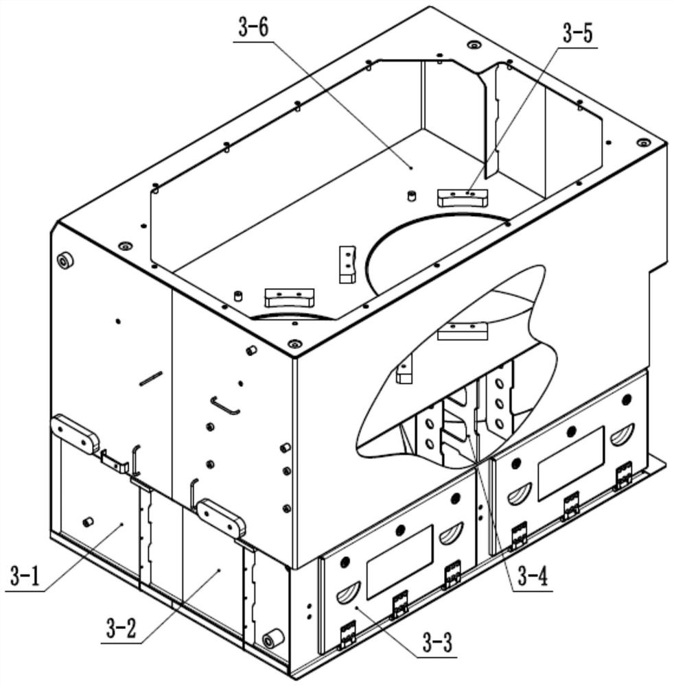 Redundant cooling tower for rail transit vehicle