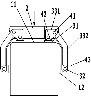 Self-floating type clamp iron for limiting core assembly pouring device