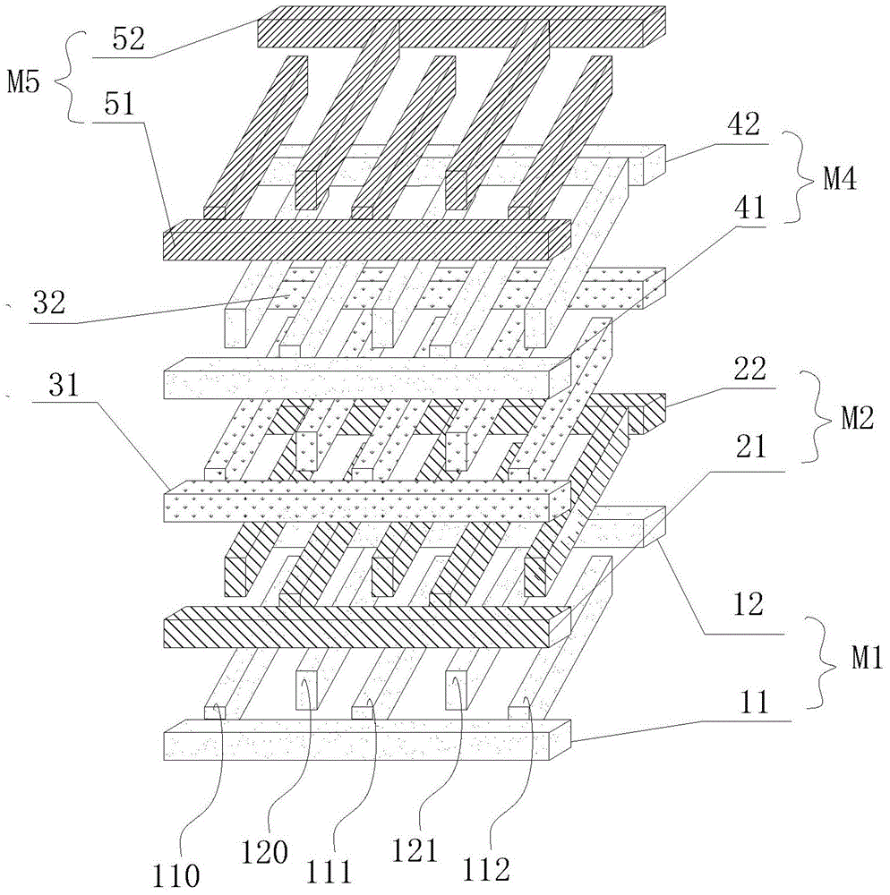 MOM capacitor and capacitance adjusting method