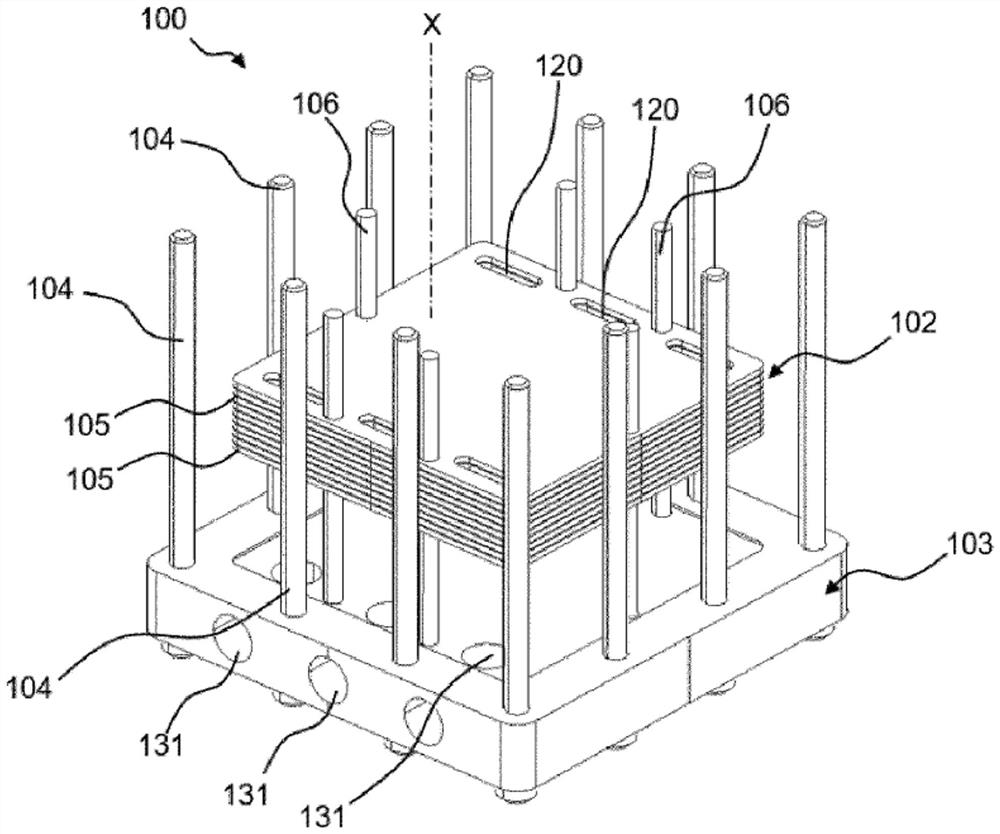 Fuel cell comprising at least one traction member